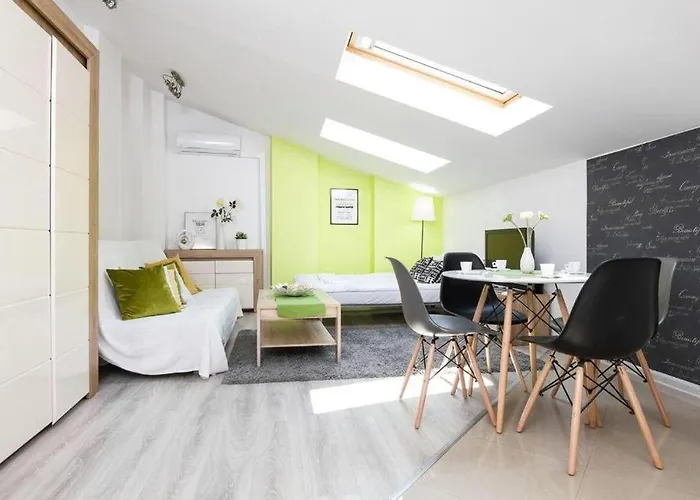 Urban Nest s Lazarza 3